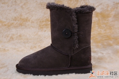 [服裝鞋帽]&ldquo;不怕冷&rdquo;現(xiàn)貨實(shí)拍:UGG雪地靴 5803款 腳底加毛加厚款, [復(fù)制鏈接]